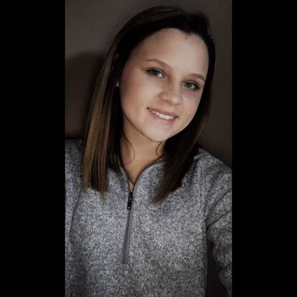 Meet your Posher, Peyton - Picture 1 of 1